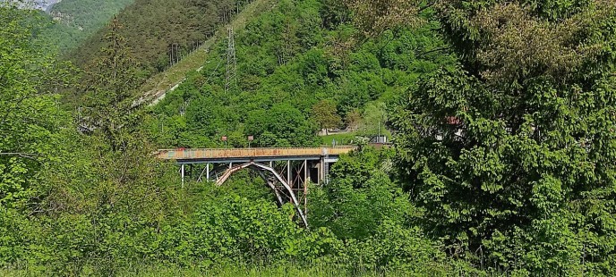 Ponte sul torrente Silisia a Chievolis